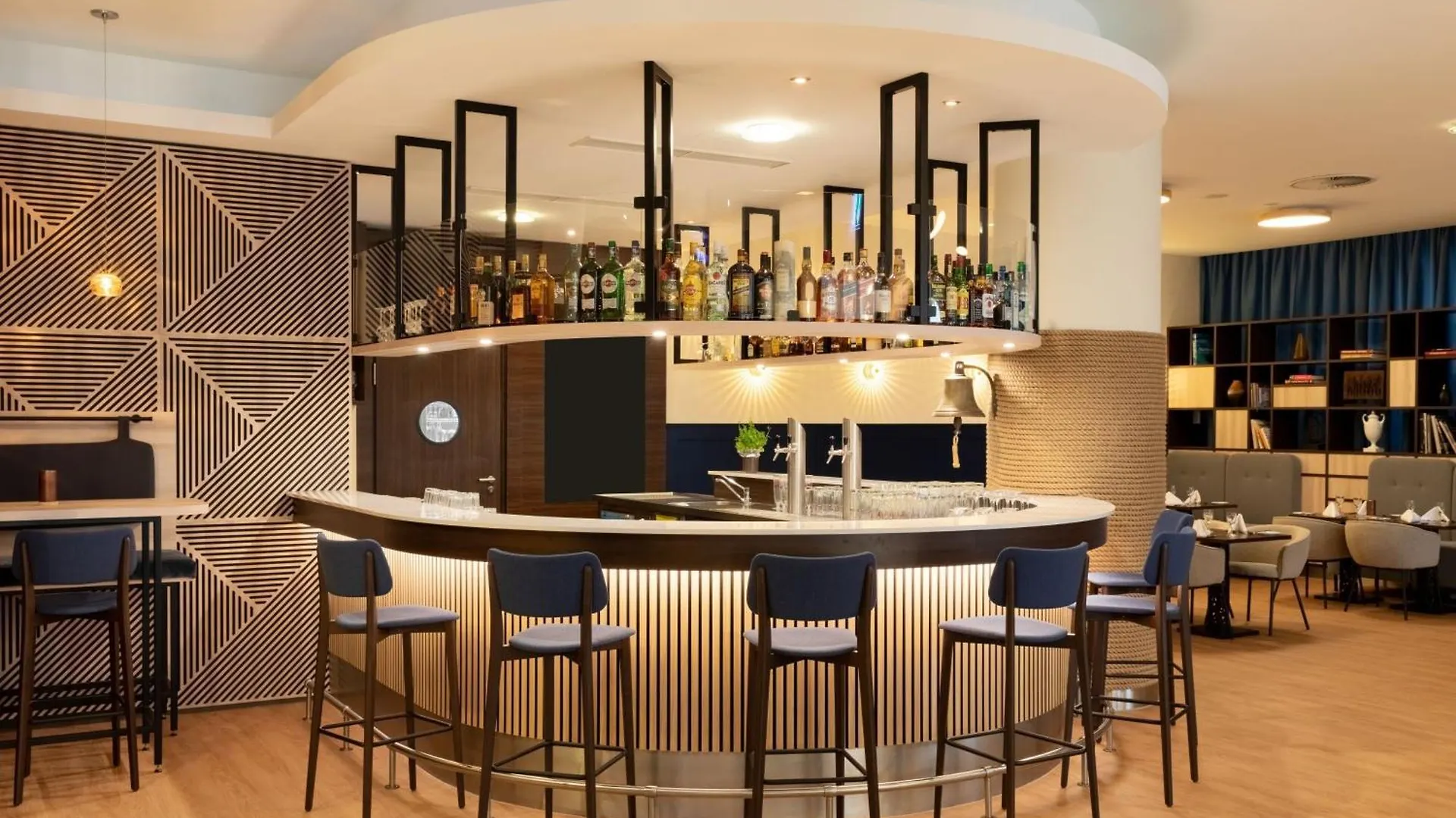 Hotel Courtyard By Marriott Brema