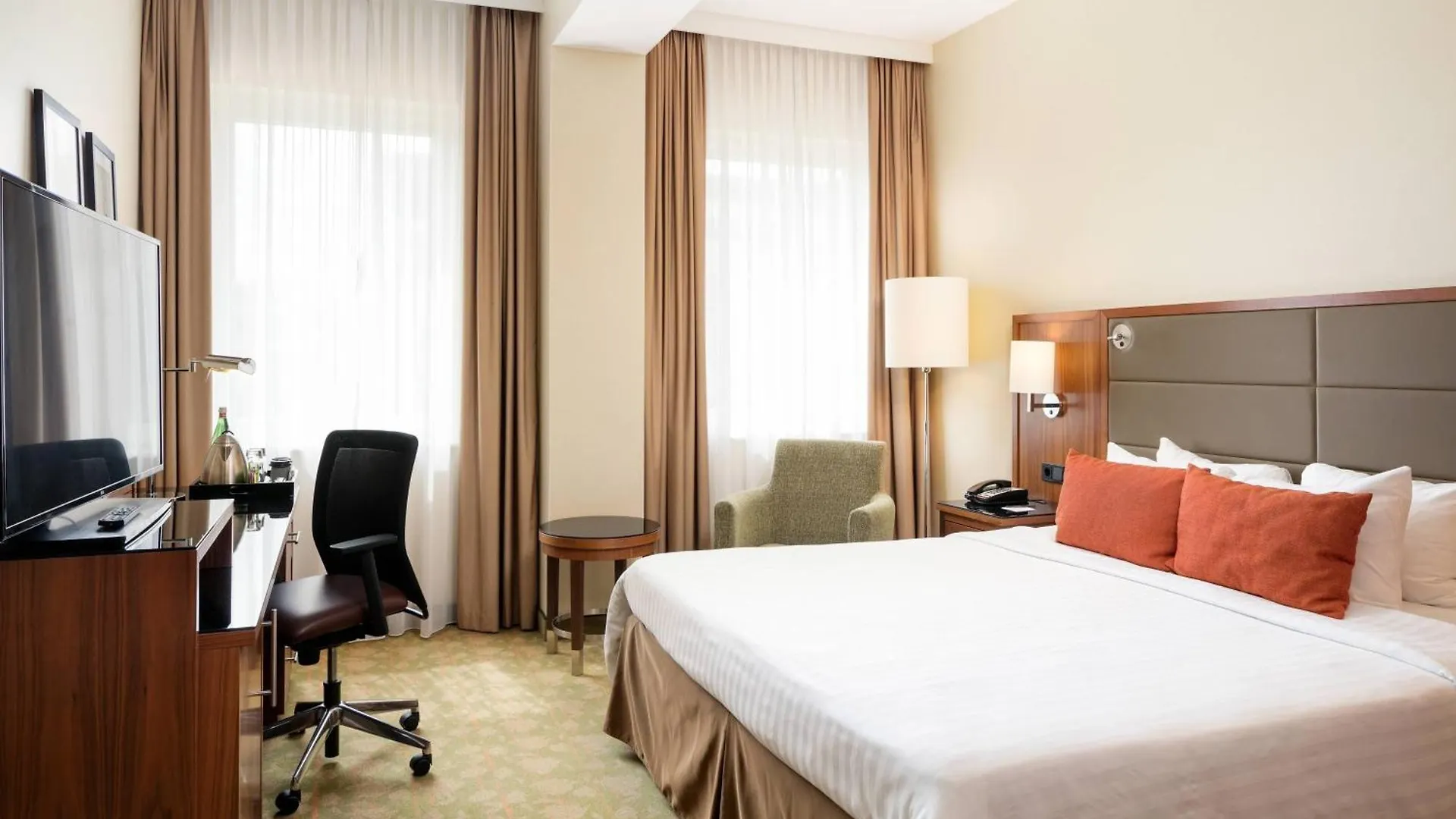 Hotel Courtyard By Marriott Brema